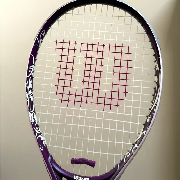 Wilson Hope Tennis Racket & Cover - Picture 5 of 8